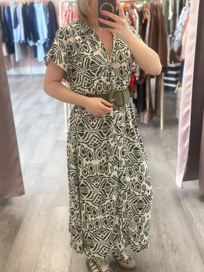 Robe bymmjoella