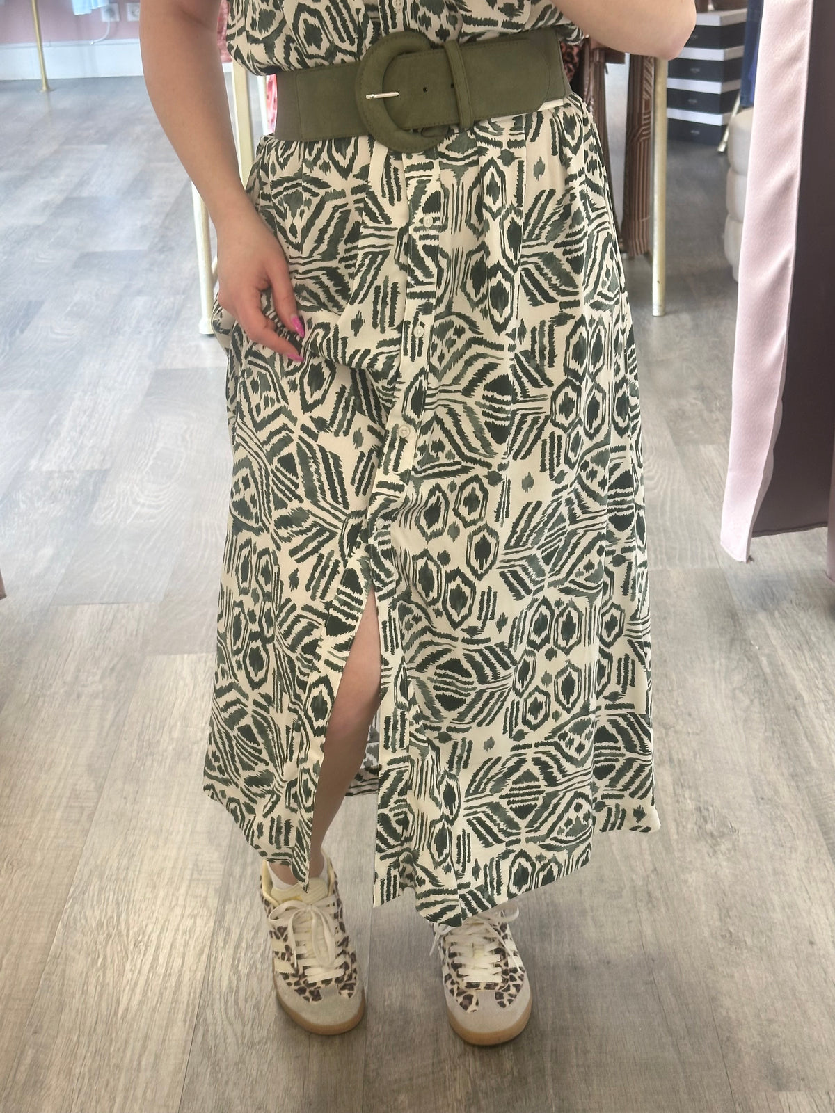 Robe bymmjoella