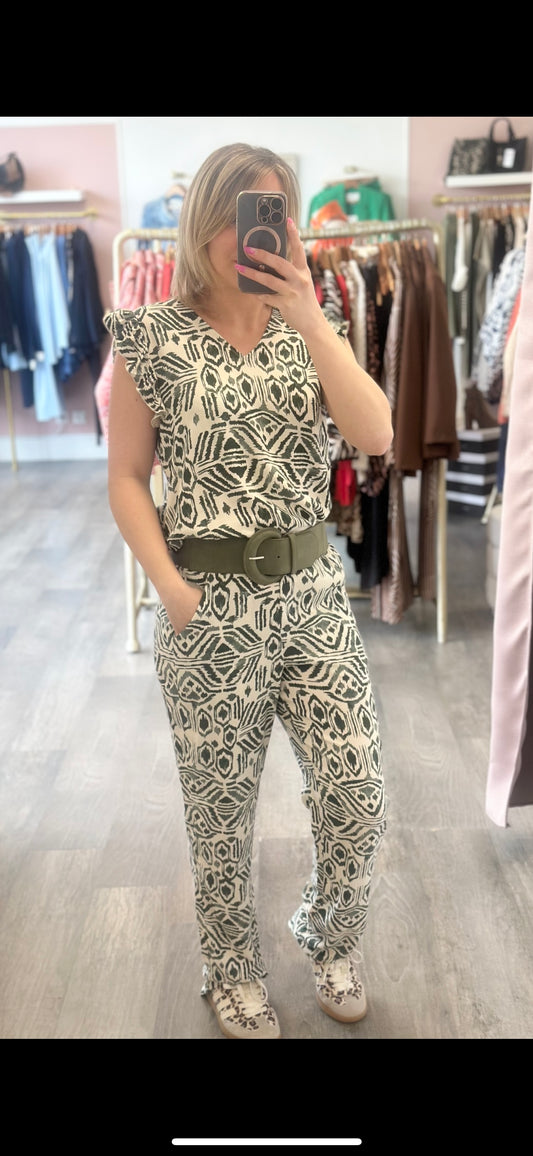 Haut bymmjoella vneck